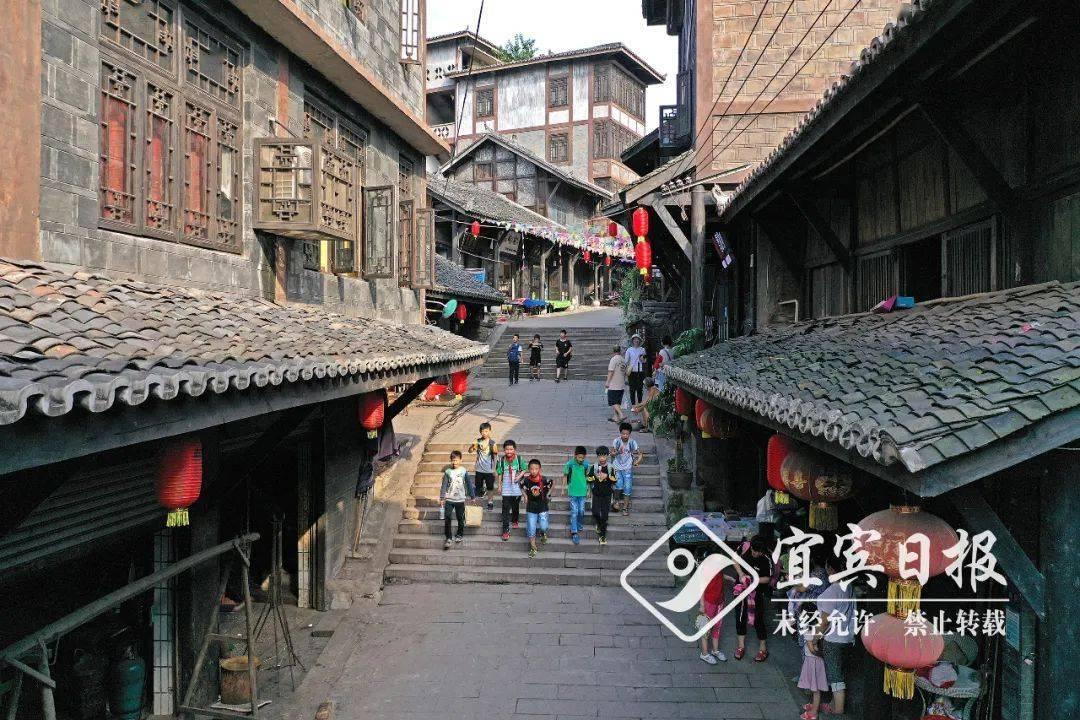 辛芷蕾:你以为繁花写真只是美美哒的照片?错了,背后有娱乐秘辛